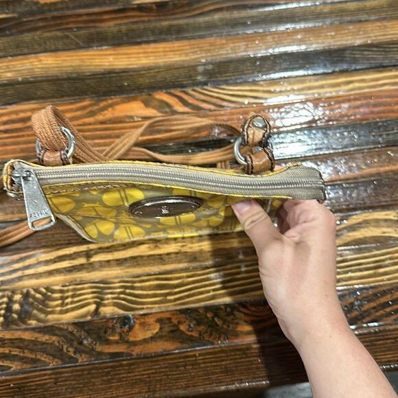 Fossil Key Per Ladybug Coated Canvas Crossbody Purse - Picture 4 of 14